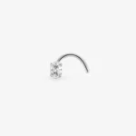 Piercing al naso misterioso